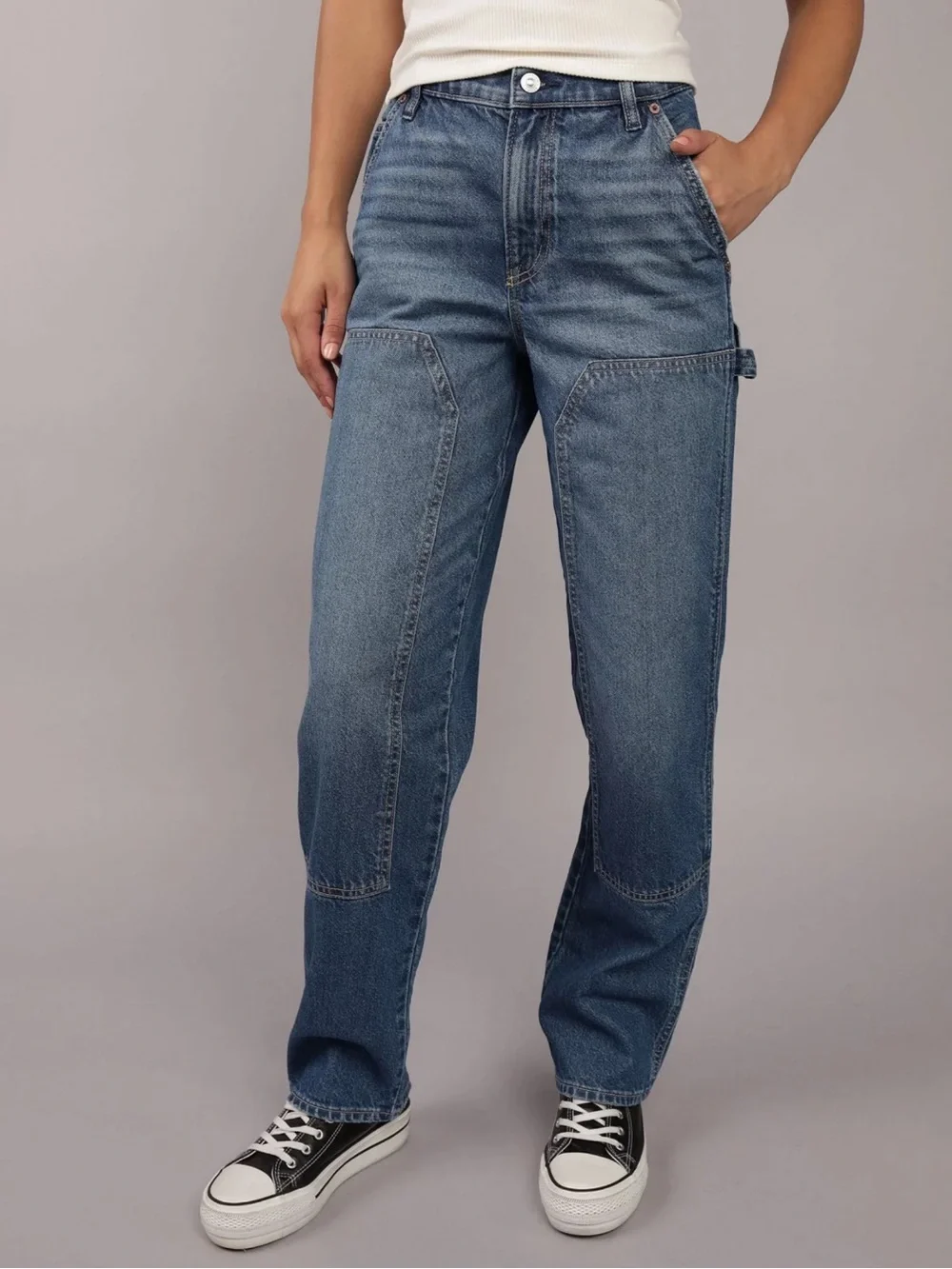 AE Strigid Super High-Waisted Baggy Straight Cargo Jean size 8
